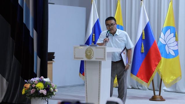 Награждения Мушаева Владимира Нарановича и Сангаджиевой Людмилы Халгаевны смотреть онлайн