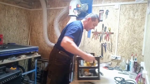 Столик для циркулярной пилы ,  система хранения DeWalt TSTAK.