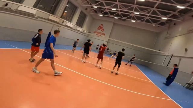 Волейбол от первого лица в спортивной школе! смотреть онлайн