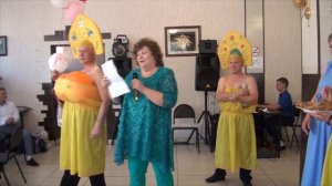 Гостья на свадьбе поздравила молодоженов переделанной песней  Верки Сердючки