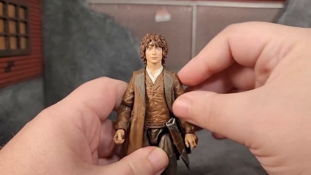 Diamond Select Toys Lord Of The Rings Series 2 Frodo Unboxing And Review