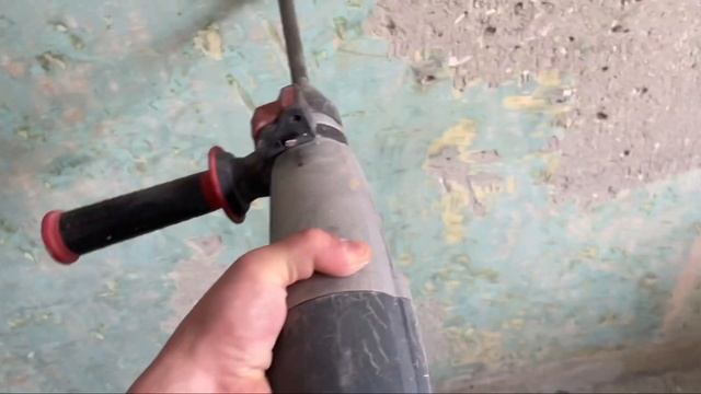 Как убрать масляную краску со стен