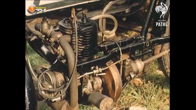 Винтаж. Коллекционер мотоциклов .1960 год. смотреть онлайн