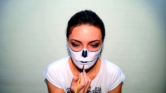 Грим на ХЭЛЛОУИН "Маска-череп" HALLOWEEN (by Kseniya Star) смотреть онлайн