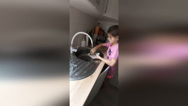 Мамины помощники смотреть онлайн