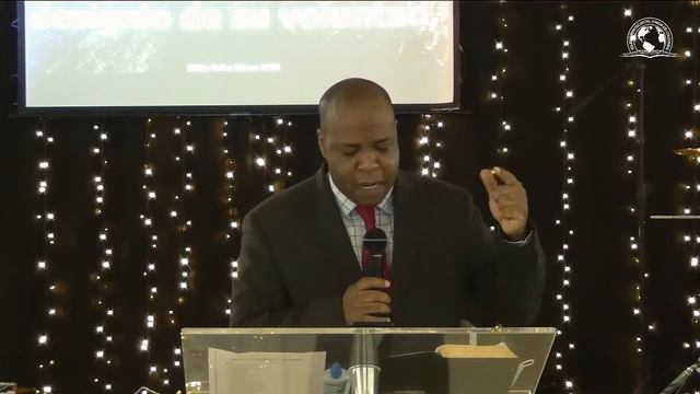 POCOS LOS ESCOGIDOS - Pastor Jose Luis Valencia - Febrero 17 | predicas cristianas 2021 смотреть онлайн