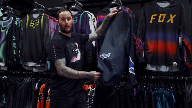 Fox MX23 360 Racewear смотреть онлайн
