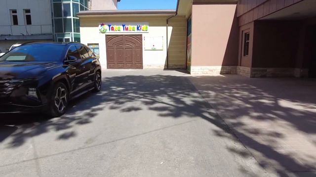 Walking Bobur Mahalla, Bobur Residence, Bobur Street. Tashkent, Uzbekistan. 13.08.2023