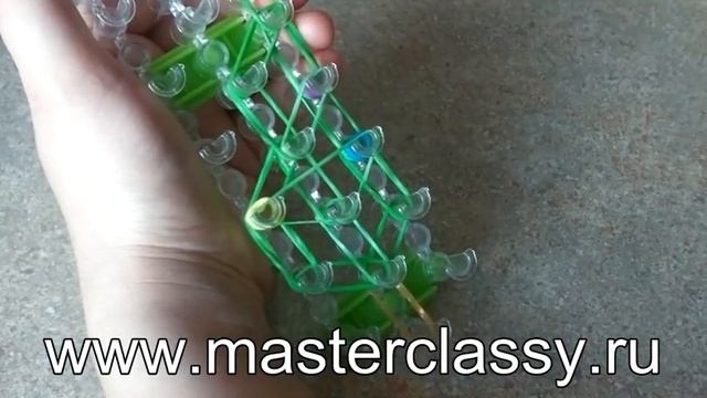 Rainbow loom tutorial. Мини елочка из резиночек. Подробное видео смотреть онлайн
