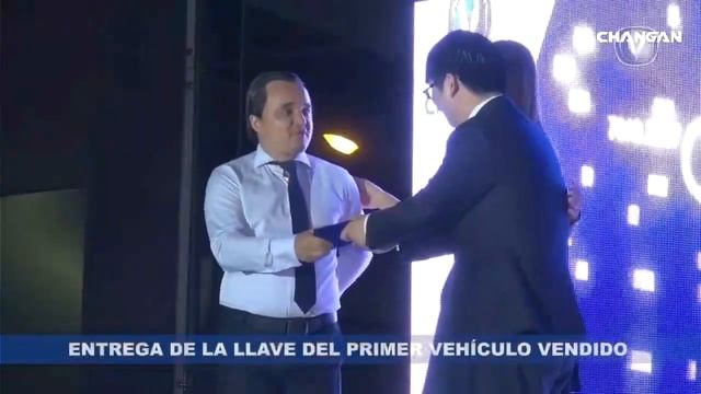 Hola Ecuador! смотреть онлайн