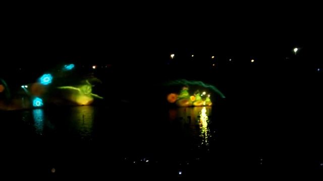 Futuroscope park France night water/lazer show смотреть онлайн