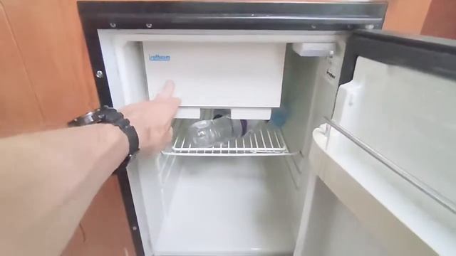 Regal 2465, 2005 With Volvo Penta KAD32 Diesel Engine