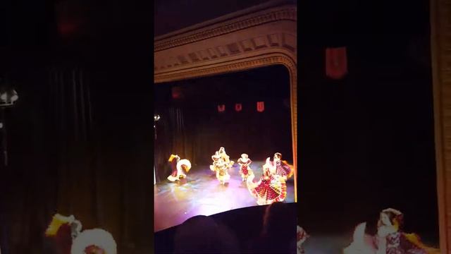 Цыганский вечер....платья в горошек... смотреть онлайн