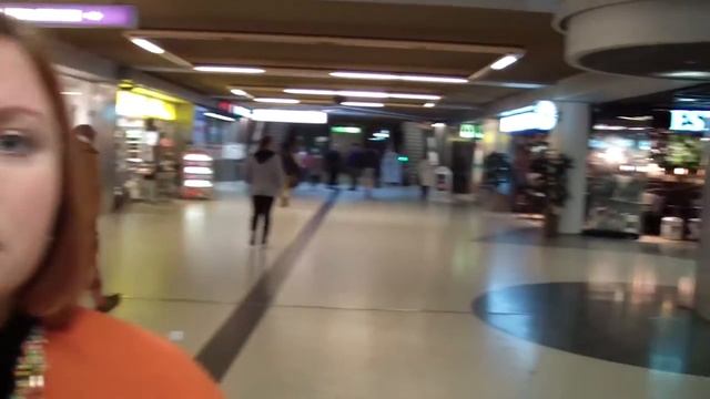 Прогулка по подземельям Хельсинки смотреть онлайн