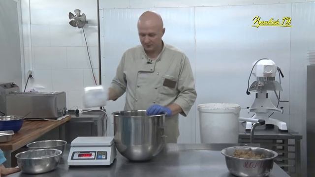 Активисты Общероссийского народного фронта в Махачкале провели акцию «Открытка памяти» смотреть онлайн