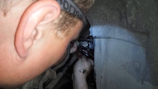 Astra G X17DTL Замена прокладки теплообменника. Замена масляного фильтра. смотреть онлайн