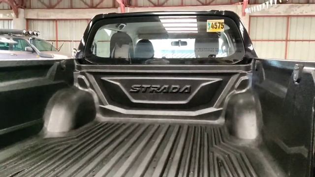 2015 MITSUBISHI STRADA GLX 4x2 MT смотреть онлайн