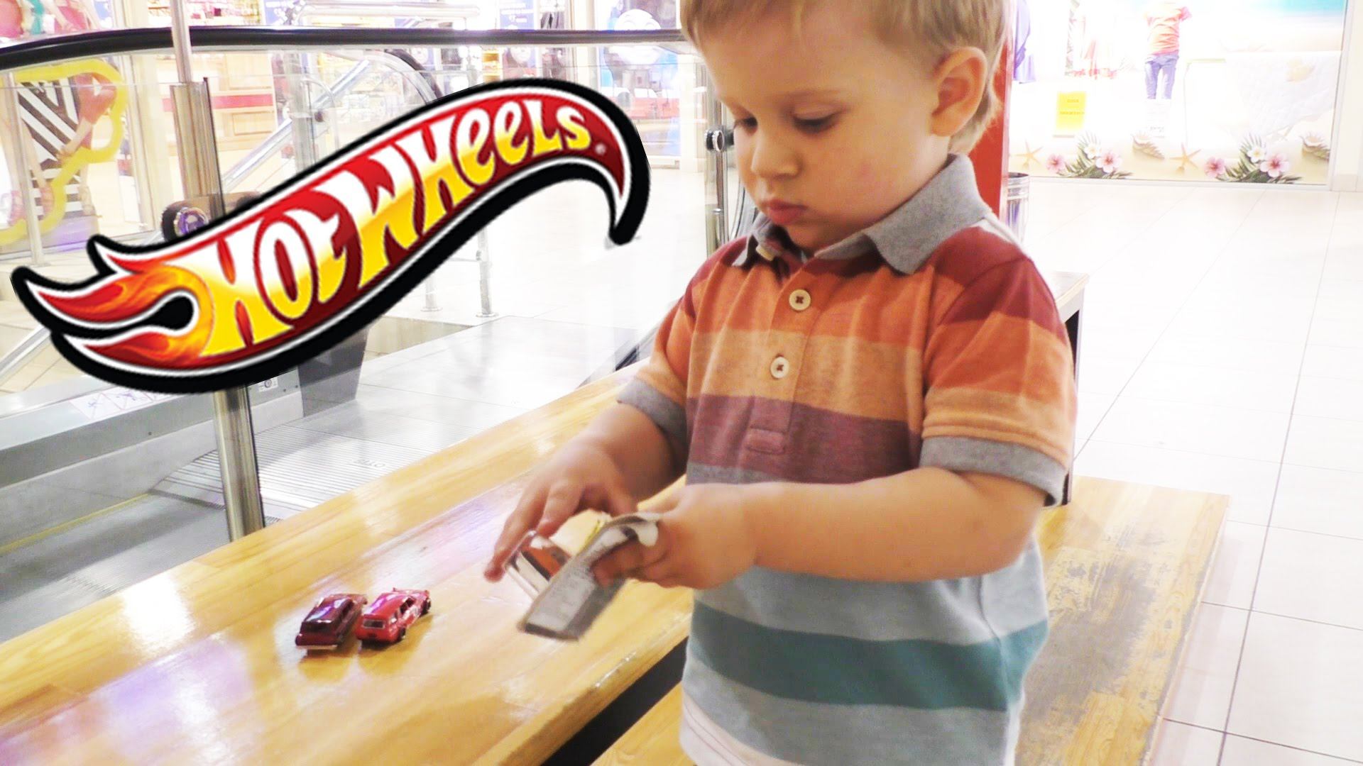 ★ Хот Виллс открываем новые машинки в Дрим Таун Киев HOT WHEELS CARS open new toys Dream Town смотреть онлайн