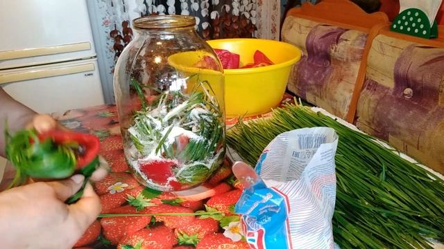 СОЛЕНЫЙ ПЕРЕЦ ДЛЯ ЛАГМАНА. ХВАТИТ ДО НОВОГО УРОЖАЯ! смотреть онлайн