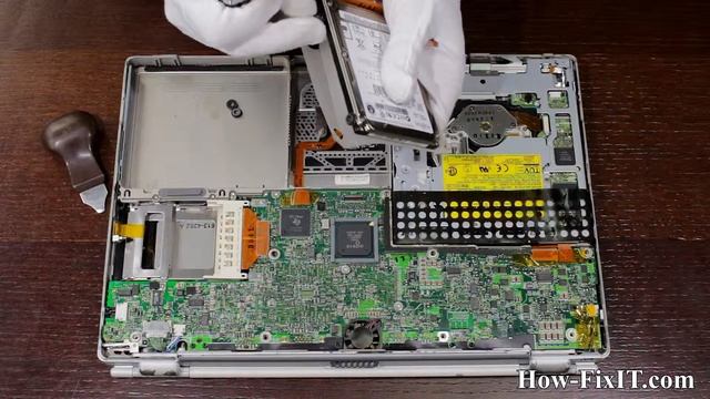 How To Install SSD In MacBook PowerBook G4 M8407 | Hard Drive Replacement