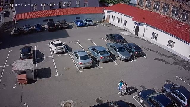 Пример съемки IPTRONIC IPT QHD1080BM3,6 День.mp4 смотреть онлайн