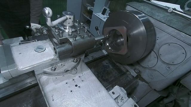 Расточка квадратной детали /один из способов смотреть онлайн