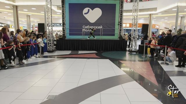 Дина Ворфоломеева / Dance Studio Star смотреть онлайн