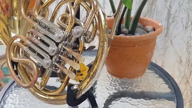 Holton H378, Double Horn Bb/F смотреть онлайн