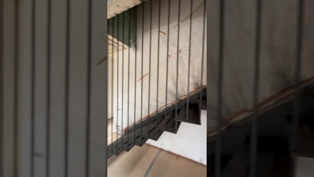 Лестница из металла типа "парящие ступени" или "воздушная лестница" смотреть онлайн