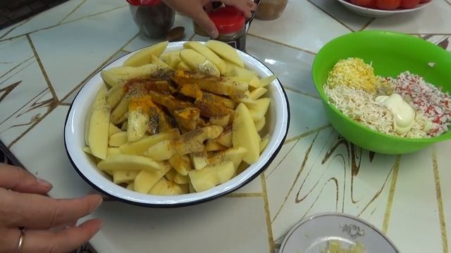 Праздничный стол. Празднуем поступление Анюты! смотреть онлайн