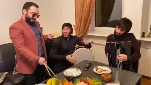 Песня про зуру на чеченском смотреть онлайн