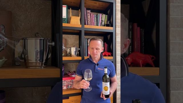 Усадьба Мангуп, Совиньон Блан, 2019, Севастополь, Россия смотреть онлайн