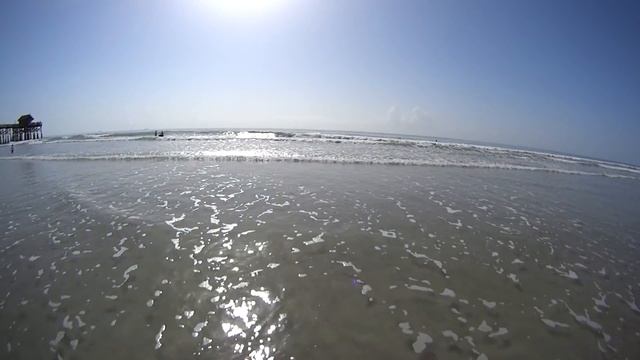 Русская Америка. Волны в Атлантическом океане на пляже Коко Бич (Cocoa Beach), Флорида смотреть онлайн