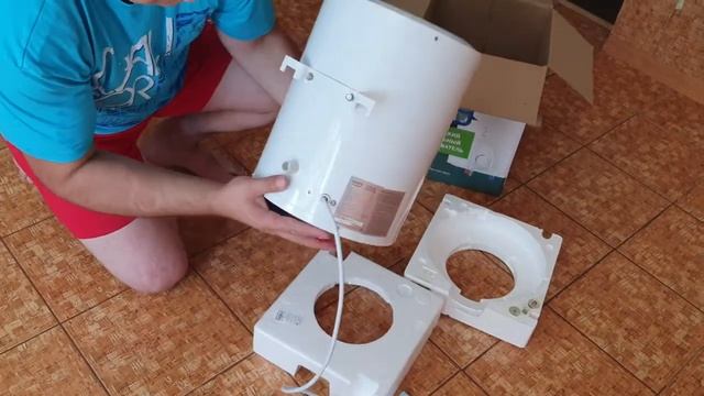 Распаковка - Накопительный водонагреватель Oasis Small 10LN смотреть онлайн