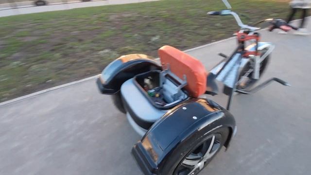 Самоделка ОГОНЬ. Первый выезд в город. смотреть онлайн