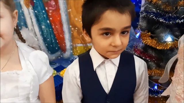 Новогоднее поздравление начальных классов МБОУ СОШ с Кистендей смотреть онлайн