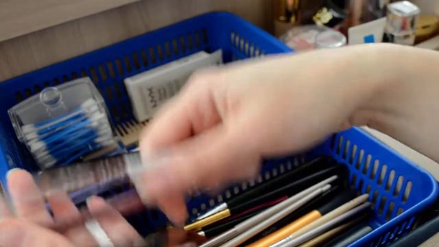 Часть 2/Уборка в туалетном столике/Без свотчей!/ смотреть онлайн