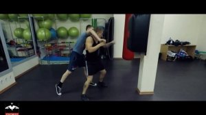 Как научиться драться в толпе. Подготовительные упражнения для драки в толпе.