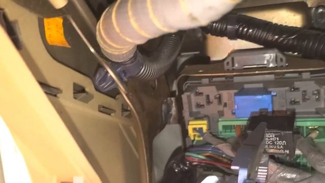2006 Honda Civic Starter Relay Location, Starter Fuse & Troubleshooting смотреть онлайн