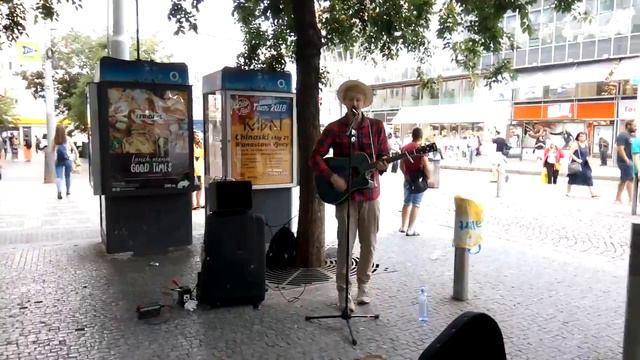 Уличный певец в Праге 2 смотреть онлайн