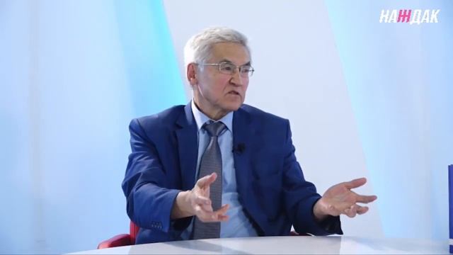 Дөөлөт Сапаралиев: Городу Фрунзе вернули не прежнее название, а просто переименовали смотреть онлайн