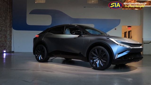 เปิดตัวรัวๆ Toyota bZ Compact SUV รถไฟฟ้า BEV รุ่นที่ 3 ของ toyota ขนาดเล็กลง ราคาถูกลง смотреть онлайн