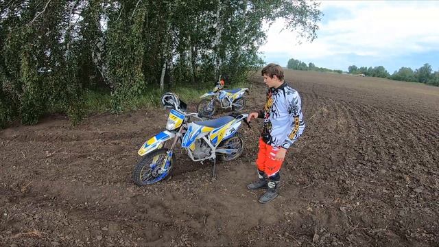 Лучший китайский мото за 130 тысяч?!! 2020/ Motoland XT 250TT 2020 (Review) смотреть онлайн