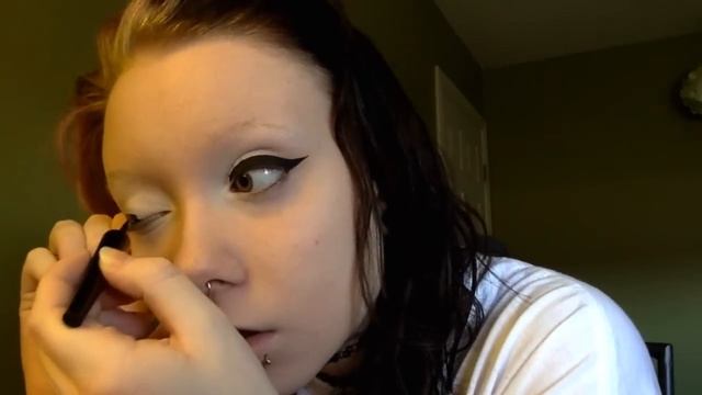 Black and White emo/scene Makeup Tutorial смотреть онлайн
