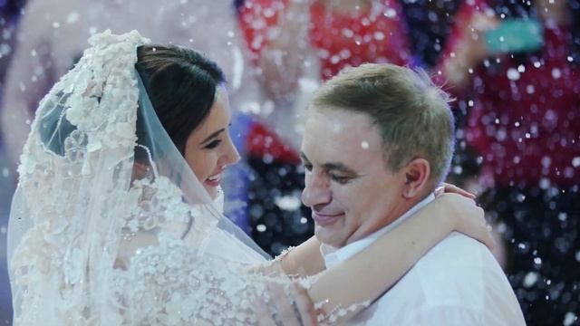 Медленный танец отца и дочери на свадьбе смотреть онлайн