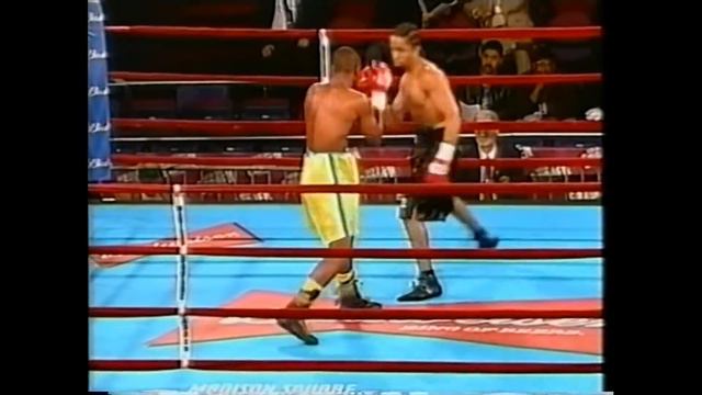 Tokunbo Olajide 🇨🇦 vs 🇧🇸 Marvin Smith [26-01-2002] [📺: Vía Digital 🇪🇸] смотреть онлайн