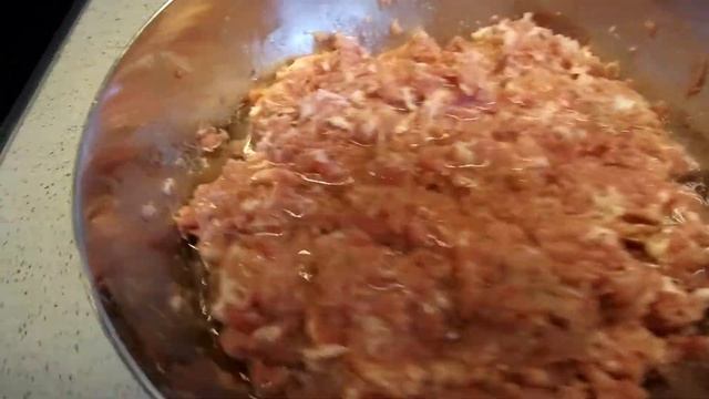 Сервелат венский. Приготовление в домашних условиях.#готовимвкусно #домашняя колбаса #емколбаски смотреть онлайн