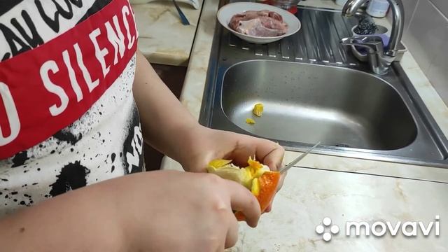 15 января 2021Совет # 8: Как очистить апельсин/ Как выбрать спелый и сочный апельсин/наш быт/ смотреть онлайн