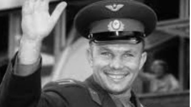 Театр «Гамаюн» у микрофона Памяти Юрия Гагарина смотреть онлайн