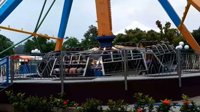 САМЫЙ ОПАСНЫЙ АТТРАКЦИОН НА ВИНПЕРЛЕ 2019. НЯЧАНГ. DANGEROUS ATTRACTION VINPERL смотреть онлайн